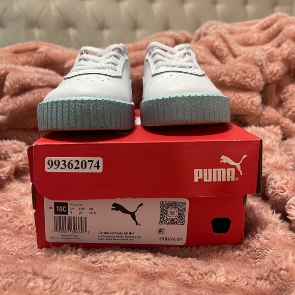 PUMA Toddler girl White Sneakers with Pink and Blue Highlights - Picture 2 of 4
